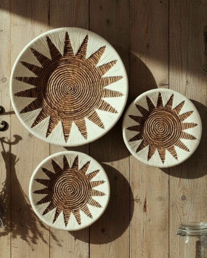 Sunburst Banana Leaf Wall Plates – Handwoven Natural Art - Image 2