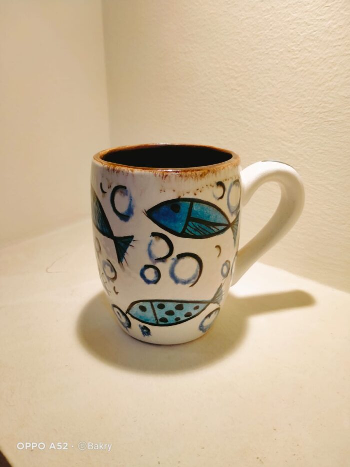 Hand-Painted Ceramic Mug – Blue Fish Design - Image 3
