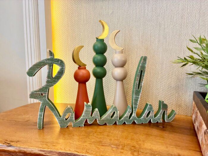 Ramadan Wooden Table Decor Set with Crescent Moon & Typography - Image 3