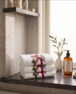 Hand Towel Set, Embroidered Nature, Everyday Use, 100% Cotton, White with Bird Pattern - Image 2