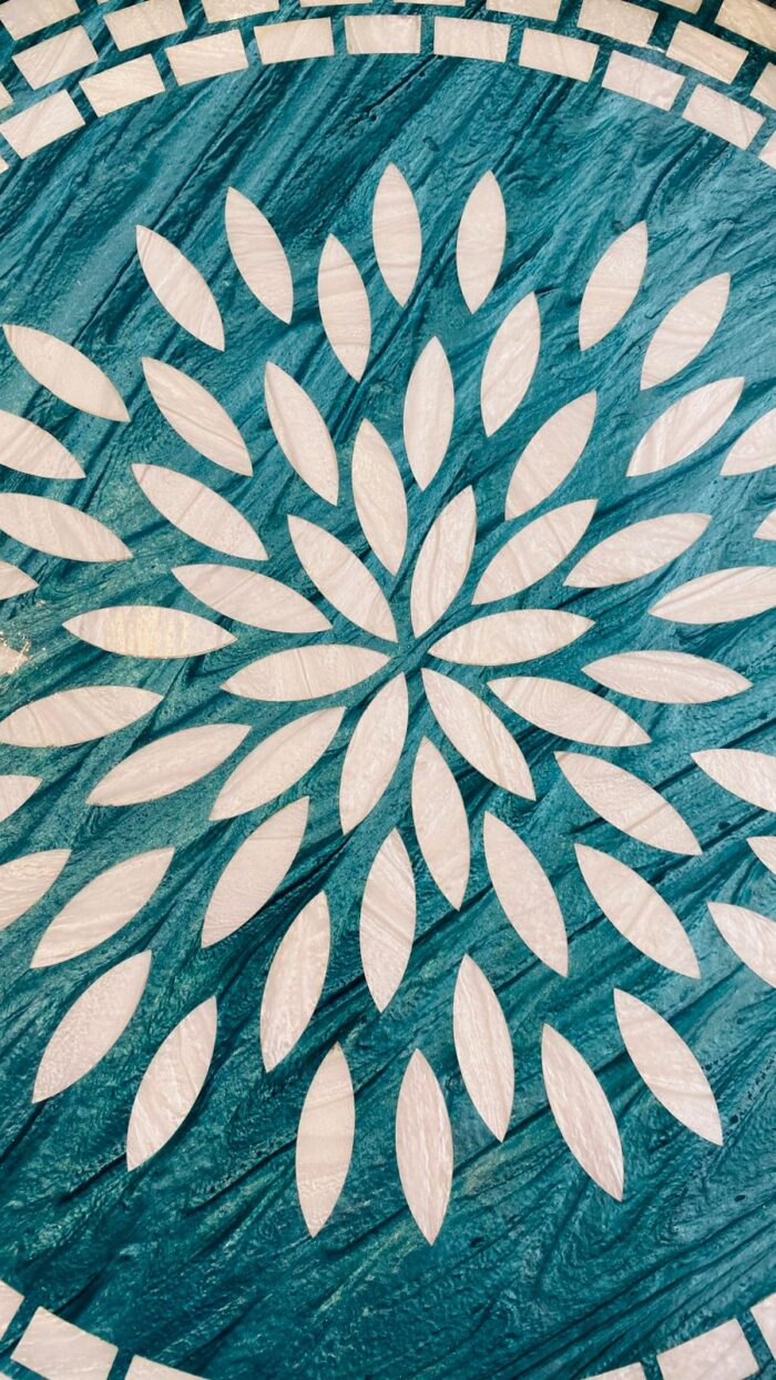 Handcrafted Round Serving Tray with Geometric Mosaic Pattern, 45Cm, Teal - Image 4