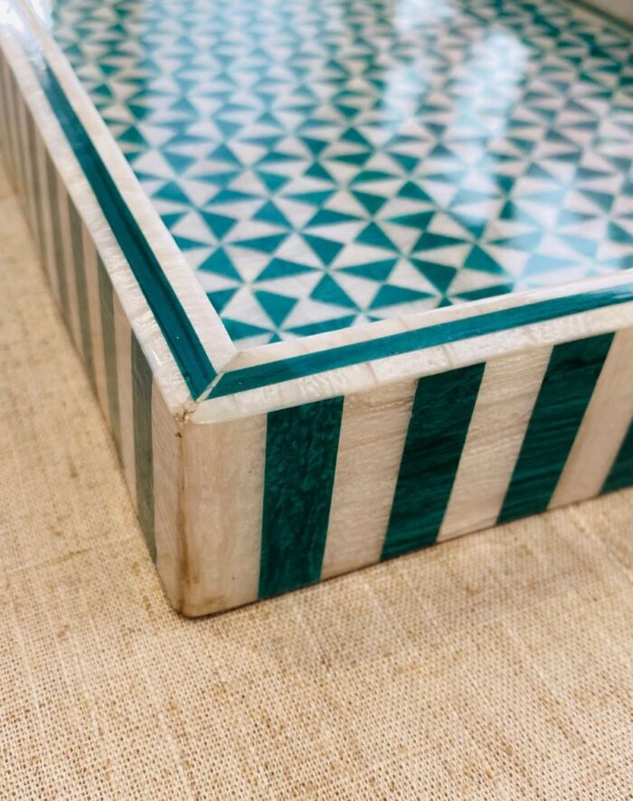 Handcrafted Rectangular Serving Tray with Inlaid Shells, 45x25Cm, Green - Image 2