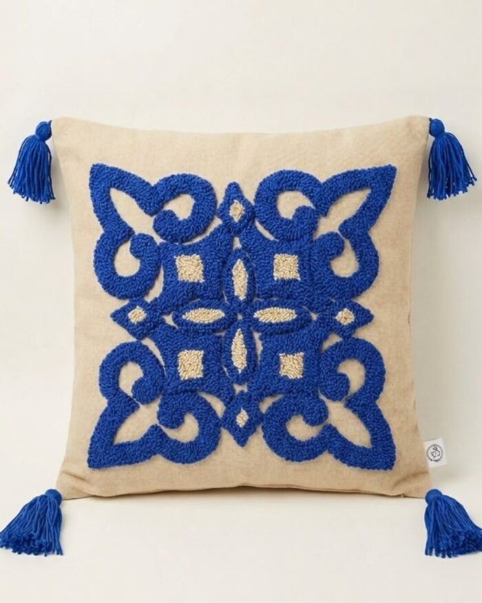 Casablanca Tufted Medallion Cushion with Tassels - Image 4
