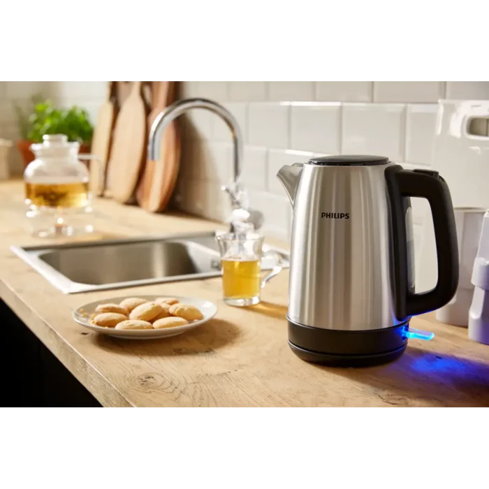 Philips Daily Collection HD9350/92 Stainless Steel Electric Kettle – 1.7 L, 2200 W, Spring Lid, Light Indicator - Image 5