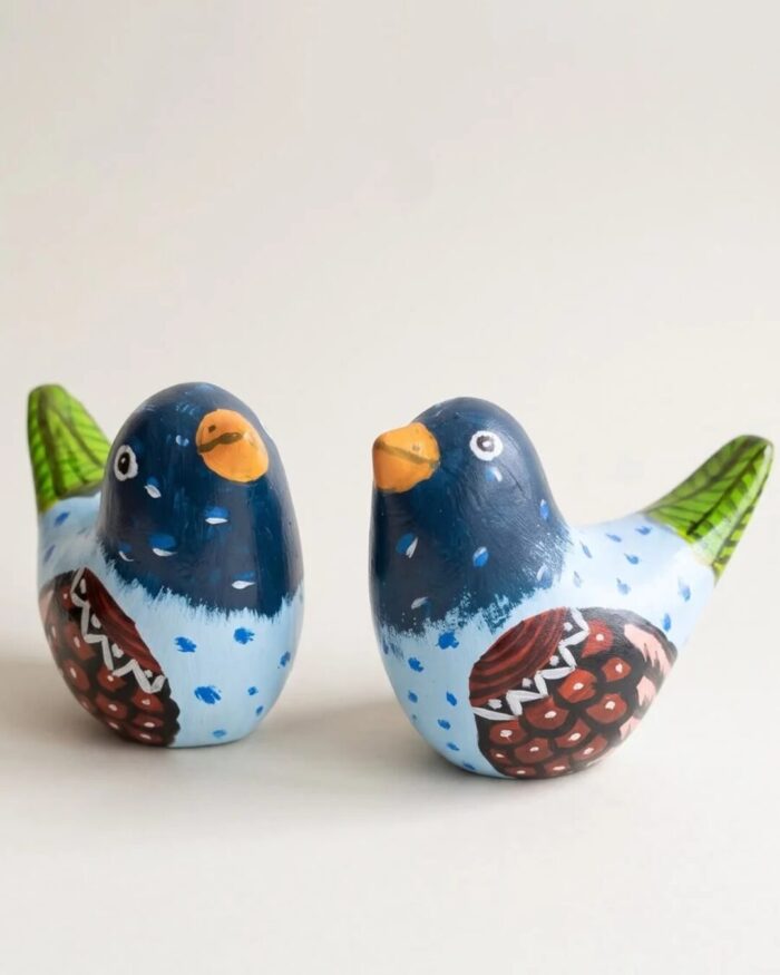 Hand-Painted Speckled Pottery Figurine Set of 2 for Tabletop, 12 × 10 cm, Blue/Brown - Image 1